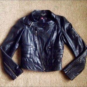Diesel leather jacket women’s Sz Medium Euc
